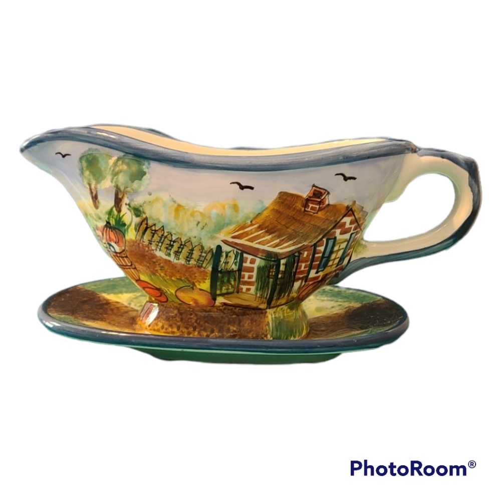 WCL Vintage Gravy Boat Country Style Design Americana